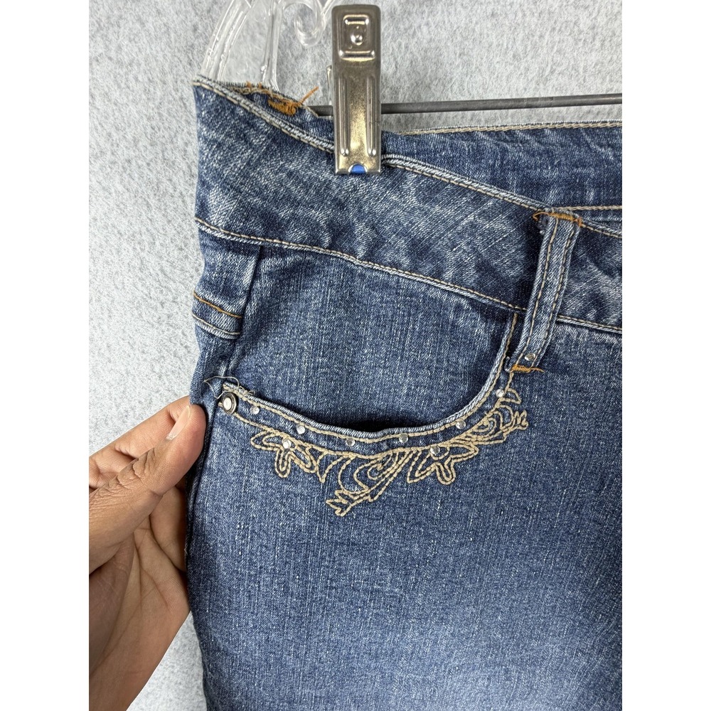 Faded Glory Jeans Womens 16W Blue‎ Straight Crop Stretch Embroidered Pockets - Picture 2 of 10